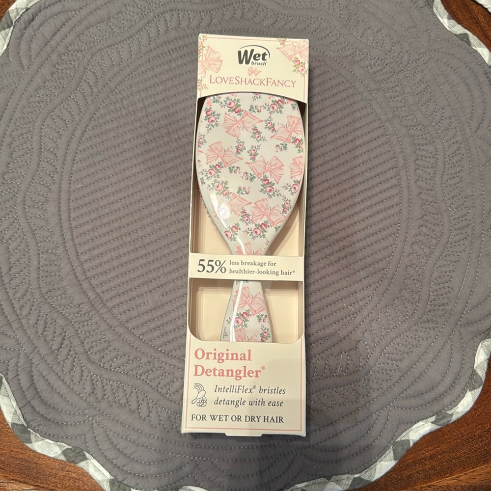 Wet Brush X LoveShackFancy Original Detangler Brush- Rosa Beaux